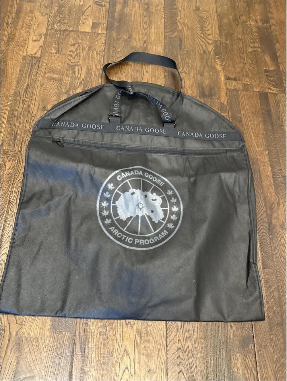Canada Goose Garment Storage Bag – Black – 52” x 24” – Travel/Closet Cover – New